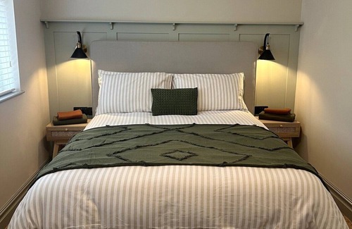 Bangor Casa | Victorian Apt. in Bangor