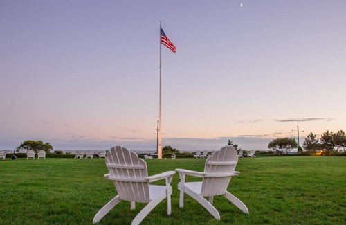 Cape May Casa | Victorian Charm Meets Modern Luxury by the Ocean l Spa, Pool, Beach Access