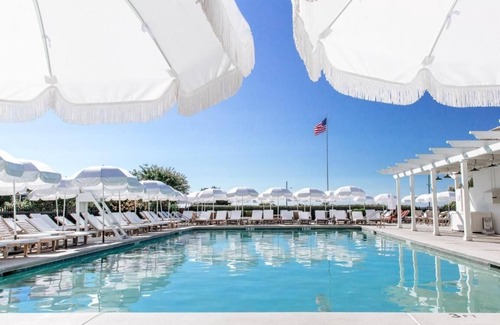 Cape May Casa | Victorian Charm Meets Modern Luxury by the Ocean l Spa, Pool, Beach Access