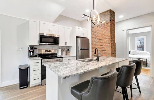 East Walnut HIlls Apartamento | Victorian Haven on the Hill