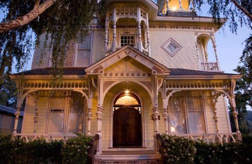 Los Alamos Cama Y Desayuno | Victorian Mansion Bed and Breakfast Inn