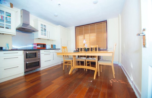 Forest Gate Cama Y Desayuno | Victorian Woods B&B