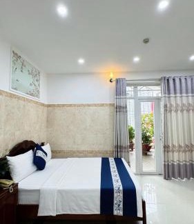 District 7 Hotel | Victory Hotel 153-155