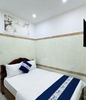 District 7 Hotel | Victory Hotel 153-155