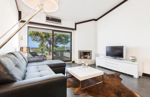 Quinta do Lago Apartamento | Victory Village T1 & Mezzanine
