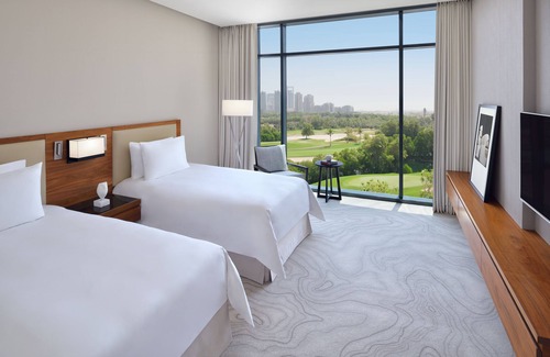 Dubai Hotel | Vida Emirates Hills