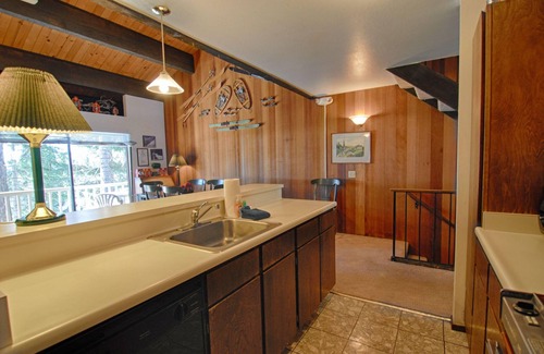 Kings Beach Condominio | Vidor Village