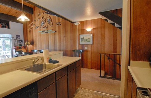 Kings Beach Condominio | Vidor Village