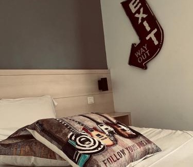 Rouen City Centre Hotel | Vieille tour Hotel centre Rouen