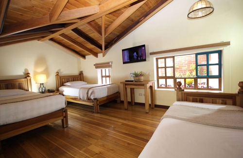 La Colón Hotel | Vieja Cuba Hotel