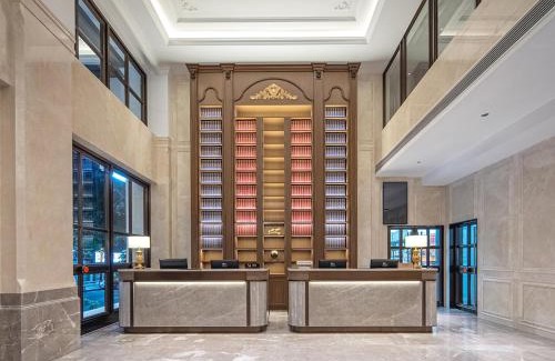 Wulingyuan Hotel | Vienna International Hotel-Free Shuttle Service to East Gate of forest park,Free Chinese-western Breakfast,Free Self-Service Laundry & Drying, Attraction Tickets Serivce in advance