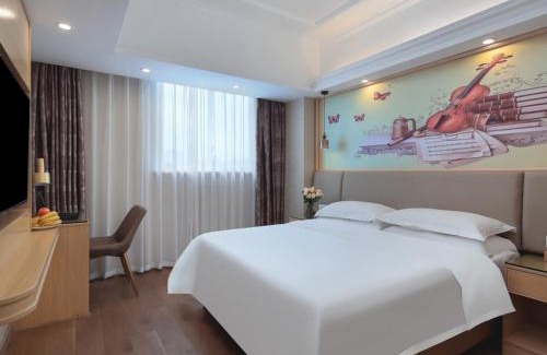 Changjiang County Hotel | Vienna International Hotel Jingdezheng People Square
