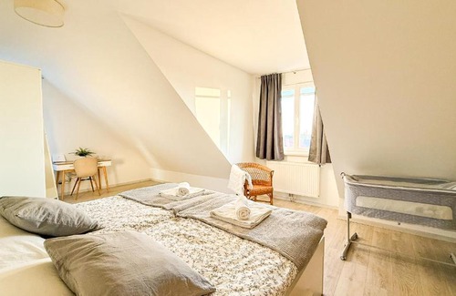 Sußenbrunn Apartamento | Vienna's Nature Corner - charming rooftop family apartment