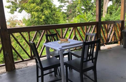 Isabel II Casa | Vieques Good Vibe Guest House