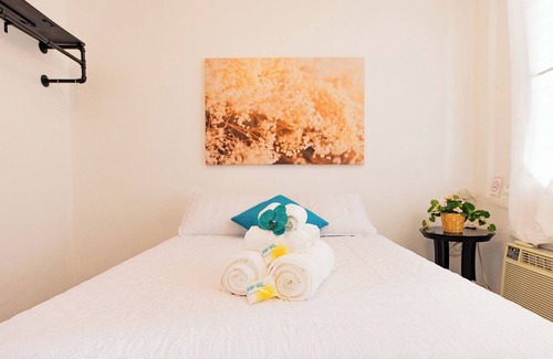 Isabel II Casa | Vieques Tropical Guest House - Room 1 / Punta Arenas
