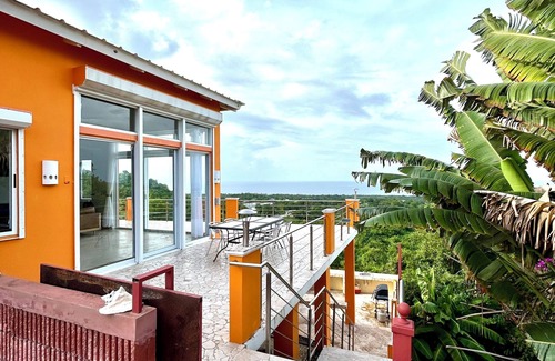 Isabel II Villa | Vieques Villa Gallega - Oceanview w/Infinity Pool