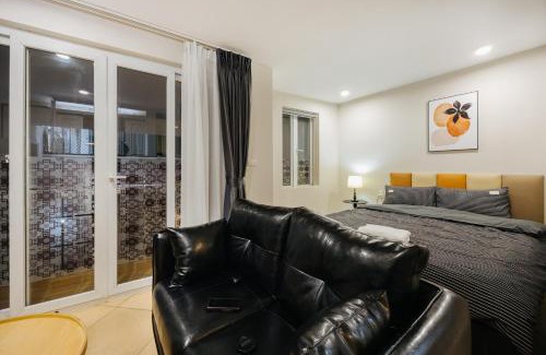Hang Bai Apartamento | VietHOME - 102 Spacious Studio w Kitchen FREE Laundry
