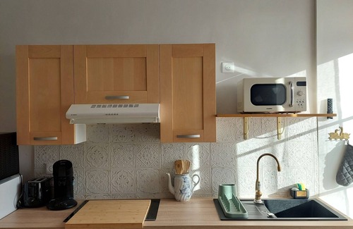Molitg-les-Bains Apartamento | Vieux Chateau Le Casteil, one bedroom apartment in a 15th century castle fort.