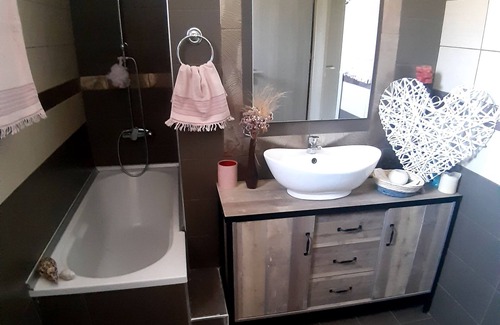 Votsi Casa | View house