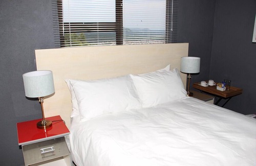 Nelspruit Cabina | View Inn Exclusive Lodge