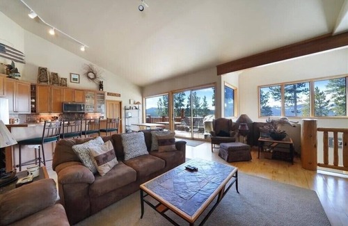 Baldy Mountain Casa | 'View Manor' - ¡Cinco Master Suites!