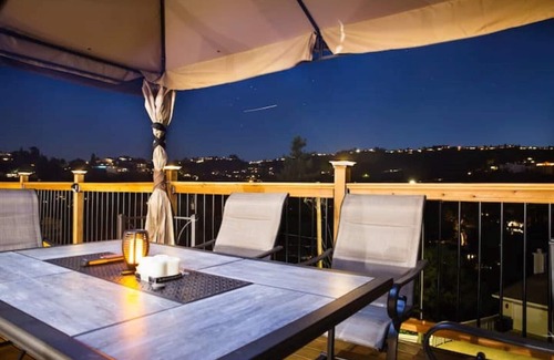 San Carlos Apartamento | View of Mountain & Private Entrance & Pool Silicon Valley Stanford University
