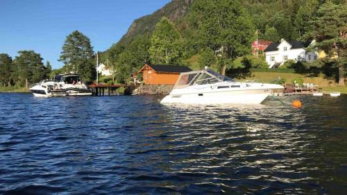 Kviteseid Casa | View of Telemarkskanalen