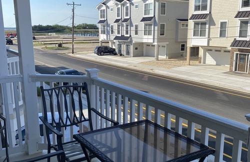 Wildwood Condominio | ¡Vista del agua y hermosas vistas del atardecer! FULL WK RENTALS MEMORIAL DAY-LABOR DAY