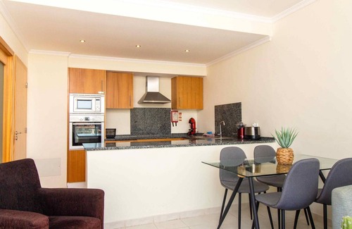 Olhos D'Agua Apartamento | View Waves Apartment | Pool and Sea View & Tennis Court