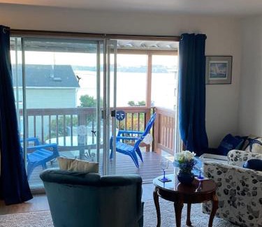 Oak Harbor Apartamento | View WD Downtown Harbor R and R