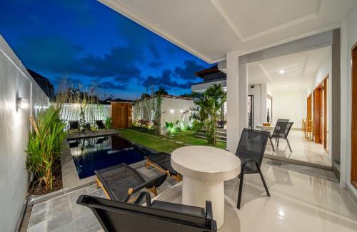 Umalas Villa | Viewbali 2- Modern Villa with Stunning Rooftop Views