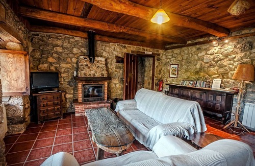 Riolago Casa | Mirador de Babia I. Casa rural alquiler completo.En plena naturaleza. Babia