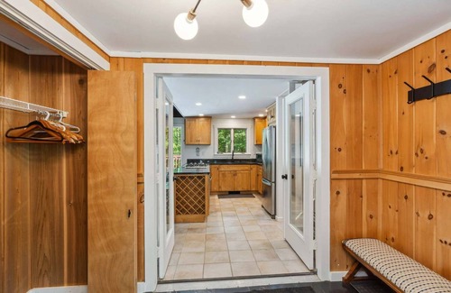 West Hartford Casa | Mountain Bliss and Lodge | Morey Mountain Retreat