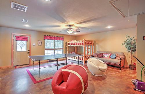 Log Cabin Casa | Views and Private Dock Lakefront Eustace House!