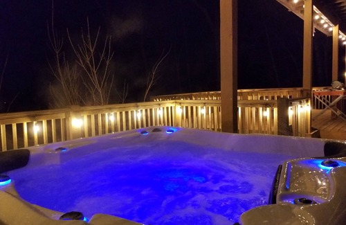 Helen Cabina | Serenity Ridge Cabin-Helen / Cleveland, GA, recientemente renovada
