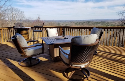 Helen Cabina | Serenity Ridge Cabin-Helen / Cleveland, GA, recientemente renovada