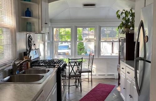 Old Town Casa | VISTAS de Great Egg Harbor Bay & Ocean City Slps 14, 3 BDRMS, 2 LOFTS, APT 12 Bed