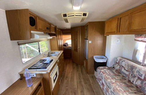 Fallbrook Casa | Views of vineyards and the Santa Margerita river Weekly and monthly discounts