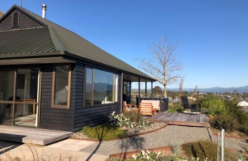 Blenheim Casa | Views over Blenheim - Blenheim Holiday Home