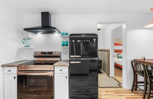 Belfair Casa | Views & Vibes - Beach, Kayak, Hot Tub, & Firepit!