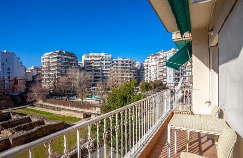 Thessaloniki City Centre Apartamento | Viewscape Navarino Apt