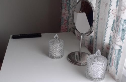 Espoo Apartamento | Viherkallio two room apartment with kitchen and balkony