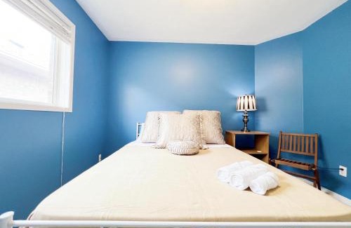 Vaughan Casa | Vihome-136-Charming and Tranquil Home Near HWY400 & Wonderland