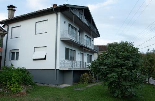Strmosten Casa | Vikend Kuća Živković