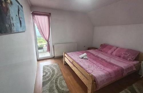 Bajina Basta Casa | Vikendica Jezdić