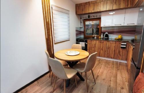 Arandelovac Apartamento | Vikendica za odmor Mir