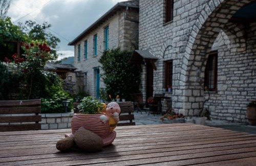 Monodendri Hotel | Vikos Hotel