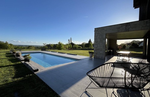 Port-Sainte-Foy-et-Ponchapt Villa | The Purple Villa -5 * - Piso climatizado con aire acondicionado de piscina climatizada en interiores y exteriores