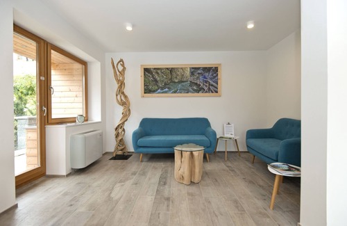 Bled Villa | Vila Alpina - Habitación moderna y cómoda en un entorno tranquilo y natural.