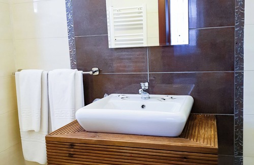 Constanta Hotel | Vila Ami